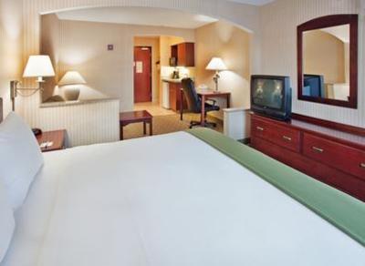 фото отеля Holiday Inn Express Lansing - Leavenworth