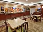 фото отеля Holiday Inn Express Lansing - Leavenworth
