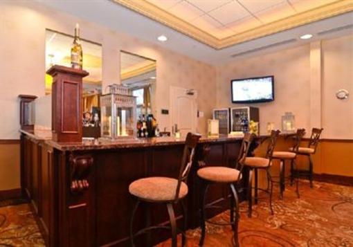 фото отеля Best Western Plus The Inn & Suites at Market Square