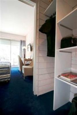 фото отеля Hotel De La Plage Arcachon