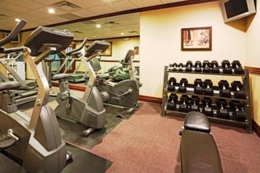 фото отеля Holiday Inn Express Hotel & Suites Wausau