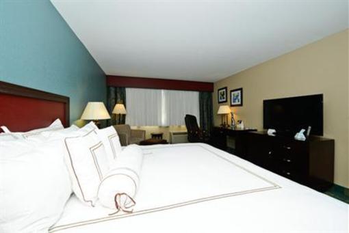 фото отеля Best Western Plus Lansing Hotel