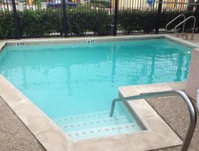 фото отеля Super 8 Intercontinental Houston