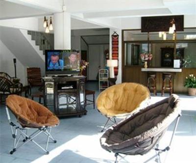 фото отеля Bed And Terrace Guesthouse Chiang Mai