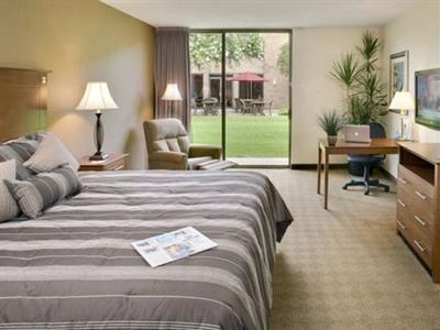 фото отеля Park Inn Houston North Hotel and Conference Center