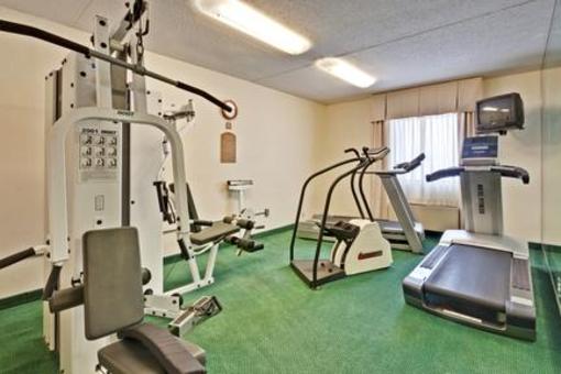 фото отеля Holiday Inn Express Warren