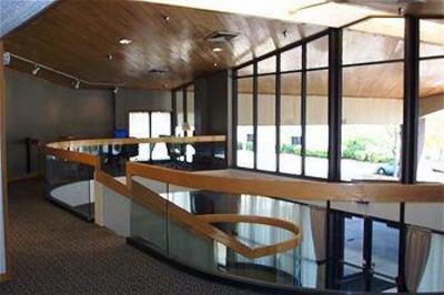 фото отеля Holiday Inn Express Warren