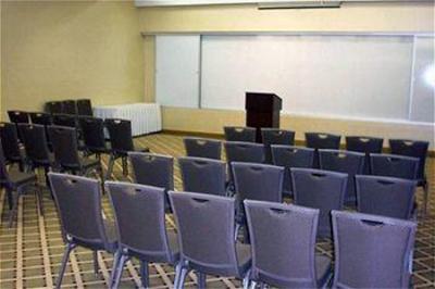 фото отеля Holiday Inn Express Warren