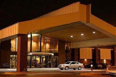 фото отеля Holiday Inn Express Warren