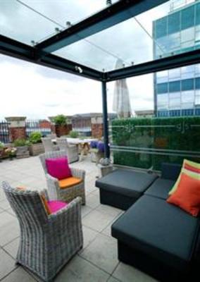 фото отеля Great John Street Hotel