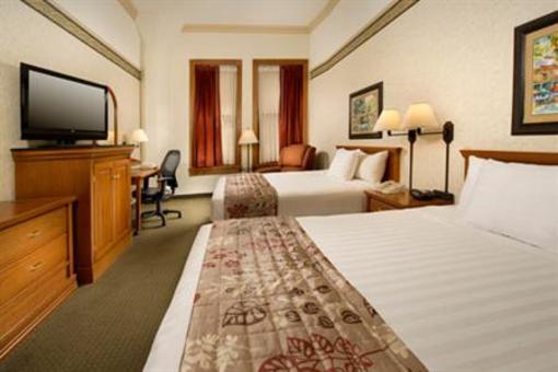 фото отеля Drury Inn & Suites Riverwalk