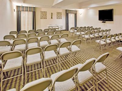 фото отеля La Quinta Inn & Suites Fowler