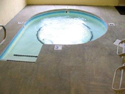 фото отеля BEST WESTERN Strawberry Inn & Suites