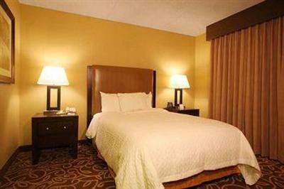 фото отеля Embassy Suites Hotel Pittsburgh - International Airport