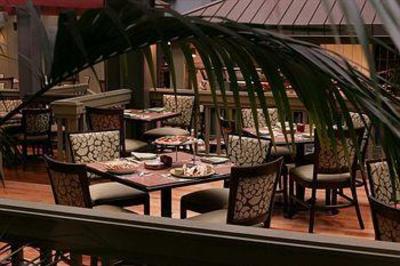 фото отеля Embassy Suites Hotel Pittsburgh - International Airport
