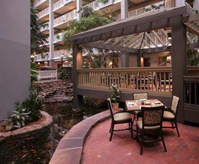 фото отеля Embassy Suites Hotel Pittsburgh - International Airport