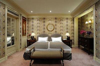 фото отеля Hotel des Grands Hommes