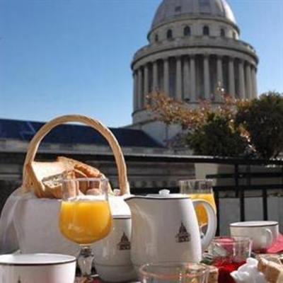 фото отеля Hotel des Grands Hommes