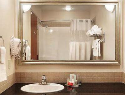 фото отеля Ramada Wainwright