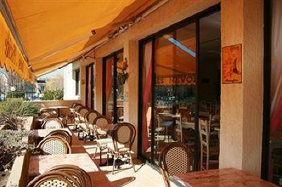фото отеля Hotel Les Nevons