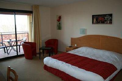 фото отеля Hotel Les Nevons