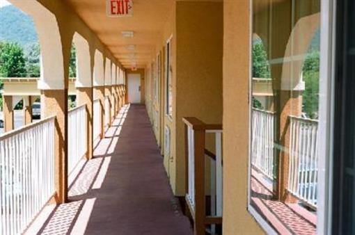 фото отеля Super 8 Ukiah