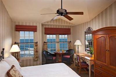 фото отеля Cottage Inn by the Sea