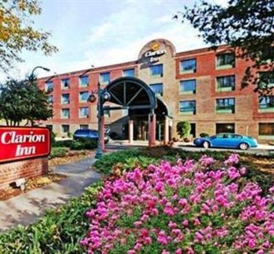 фото отеля Clarion Inn Lake Norman