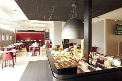 фото отеля Hotel Campanile Mlv Bussy-Saint-Georges