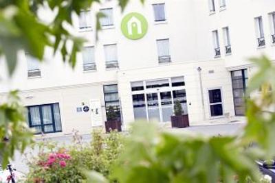 фото отеля Hotel Campanile Mlv Bussy-Saint-Georges