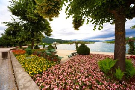 фото отеля Parkhotel Poertschach