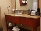 фото отеля Hampton Inn Boston - Logan Airport
