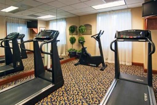 фото отеля Holiday Inn Express Hotel & Suites Emporia (Virginia)
