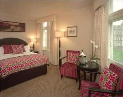 фото отеля Harte & Garter Hotel Windsor