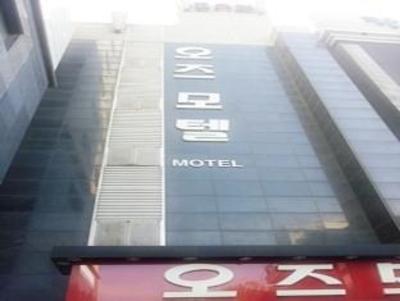 фото отеля OZ Motel