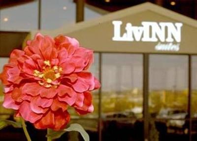 фото отеля LivINN Hotel Sharonville
