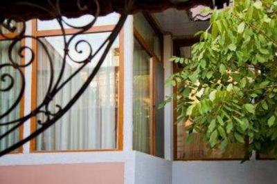 фото отеля Hin Yerevantsi Hotel