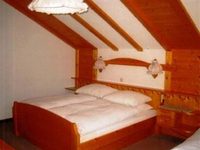 Weltsprachen Hostel Ratten