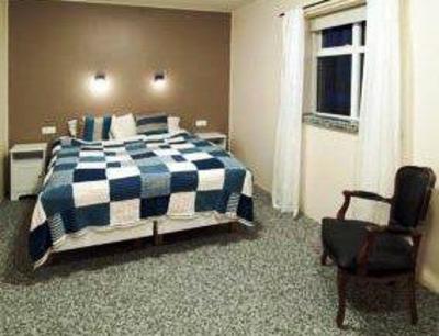 фото отеля Puffin Hostel
