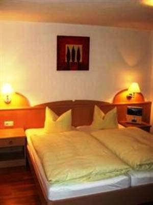 фото отеля Gasthof Pension Säuling Pinswang