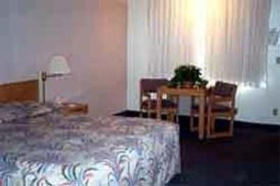 фото отеля Sturgeons Inn and Casino Lovelock
