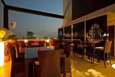 фото отеля Svenska Hotel Mumbai