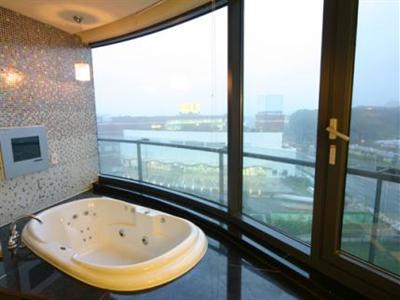 фото отеля Mate Hotel Suwon