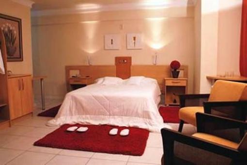 фото отеля Merco Plaza Hotel