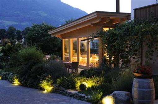 фото отеля Hotel Garni Partaneshof Merano