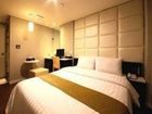 фото отеля Motel 7 Seoul