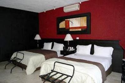 фото отеля Montroi Hotel and Fitness Colima