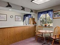 Super 8 Motel Madison (South Dakota)
