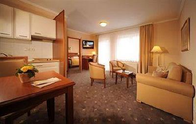 фото отеля Hanseatischer Hof Hotel