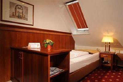 фото отеля Hanseatischer Hof Hotel